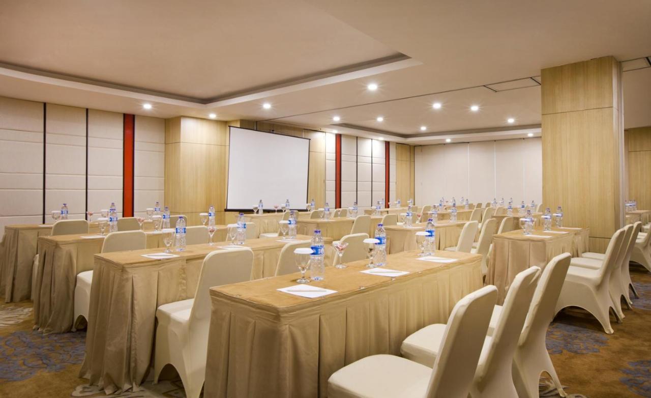 Hotel Santika Mega City Bekasi Dış mekan fotoğraf